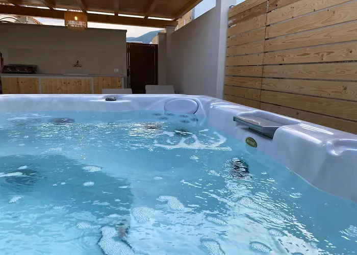 Horu Villa Tertenìa